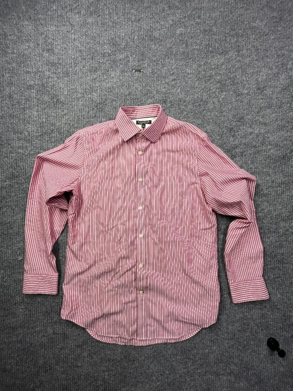 Banana Republic Button Up Shirt Medium Red White Stripes Collared Long Sleeve